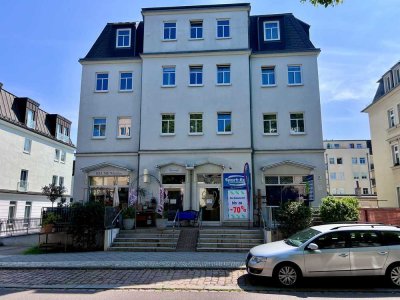 Attraktiv geschnittene 2-Raum-Mansarden-Wohnung mit TG-Stellplatz in Löbtau