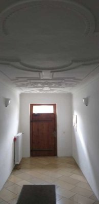 Traumhafte Altbauwohnung - 3-ZKB in unmittelbarer Nähe der Klinik Josefinum in Augsburg