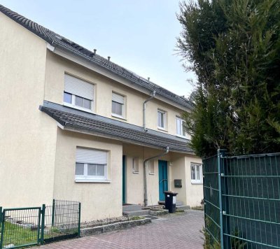 Modernes Reihenhaus: 130 m² Wohnfläche in Frankfurt-Niederursel