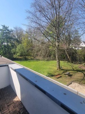 Gerresheim: Gemütliche 1-Zimmer-Wohnung mit separatem Schlafzimmer und Balkon ab dem 01.12.2025