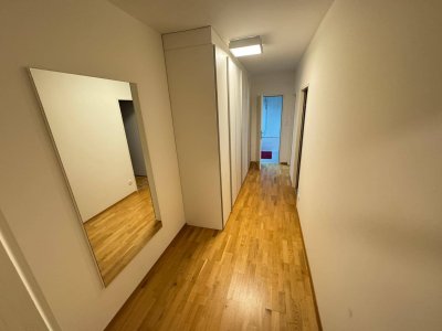 Sanierte 3 Zimmer Eigentumswohnung (ca. 84 m²) mit Balkon und Tiefgarage in Graz/Geidorf