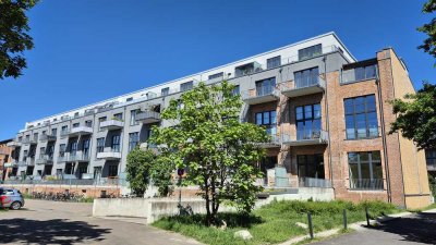 Helle, moderne 2 Zimmerwohnung mit großer Terrasse, Westausrichtung