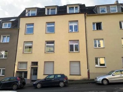 JA, zur frisch renovierten 3-Zimmer-Wohnung in zentraler Lage von Solingen-Mitte!