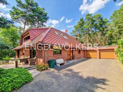 Prachtvolles Einfamilienhaus mit atemberaubender Naturkulisse und großzügigem Poolhaus!