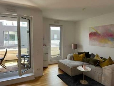 Modern Top-Floor Apartment with Terrace in the Heart of Frankfurt