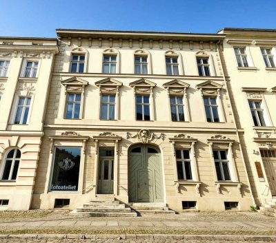 Toplage in Potsdam - Denkmal-Altbau - 2 Zimmer - Wohnküche