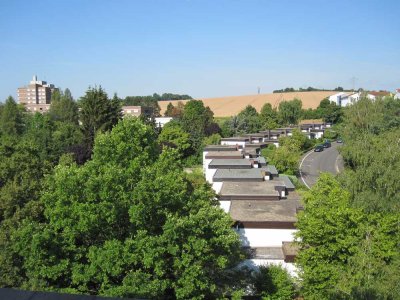 2-Zimmer-Wohnung mit Fernblick, Unikliniknähe, 97078