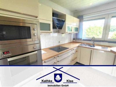 Jetzt Eigentümer werden: Bezugsfertige 4-Zimmer-Obergeschosswohnung mit Loggia & Kellerraum