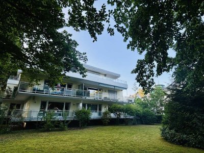 Großzügige Wohnung im Grünen mit Penthouse-Flair in München-Solln - mit über 100 qm Dachterrasse