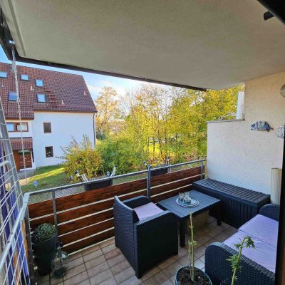 Moderne 2-Zimmer-Wohnung mit Balkon und Aussicht – teilmöbliert, modern ausgestattet