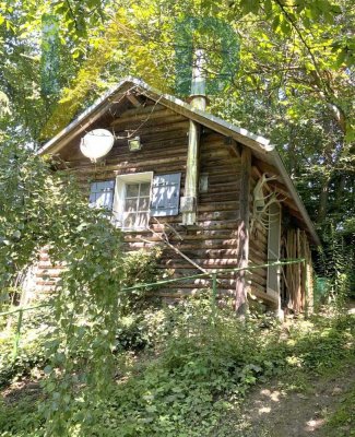 BLOCKHÜTTE - FERIENHAUS - LIEBE - NATUR - 4 000m²