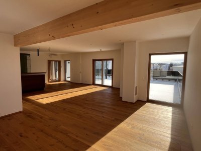 Penthousewohnung mit 85 m² Süd West Terrasse und Wintergarten in Treibach-Althofen