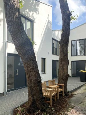*Neubau im Viertel* 3,5-Zimmer-Maisonettewohnung in charmanter Hinterhoflage - WE 01