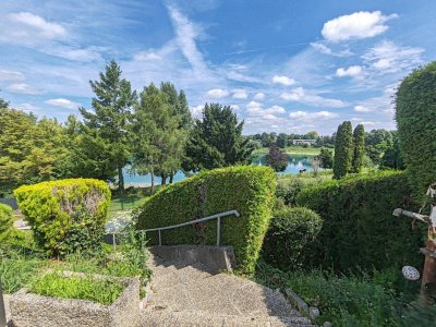 WOW ! So reagiert JEDER bei dem Panorama und Seeblick ! Ihre Investition ist HOCHWASSER SICHER ! Wert Einschätzung siehe Bilder + 43 Jahre im 1 Besitz ! Wenn, dann nur Sommer Fr- So genutzt ! Bilder können den Live Eindruck nicht vermitteln ! Sie wollen �