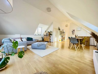 Neu*Loftige DG-Wohnung*3-Zimmer*Maisonette-Stil*Inkl. EBK*SW-Balkon*Garage*Schweizer Platz