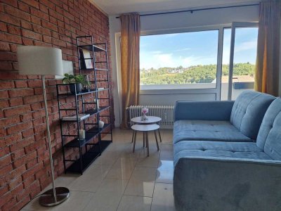 Stilvolle 3-Zimmer-Wohnung mit Balkon, Garage & moderner Einbauküche