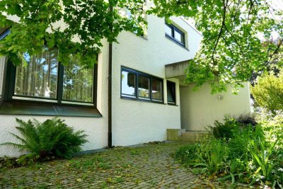 zeitlos modernes Architektenhaus in Bestlage, Dachau