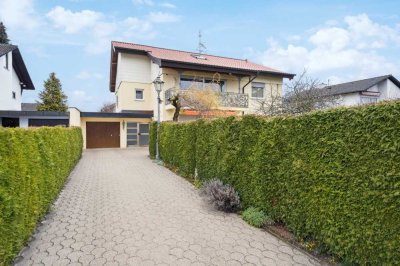 Zweifamilienhaus sanierungsbedürftig - verfügbar in 2026