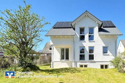 Freistehendes Einfamilienhaus mit Einliegerwohnung