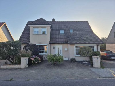 3,5 Zimmer Erdgeschosswohnung mit Garten und Garage