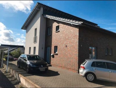 Preiswerte 3,5-Zimmer-Doppelhaushälfte mit EBK in Wolfsburg Ehmen