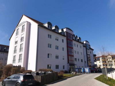 2-Zimmer Eigentumswohnung mit Balkon und Tiefgaragenstellplatz in Weiden-Hammerweg
