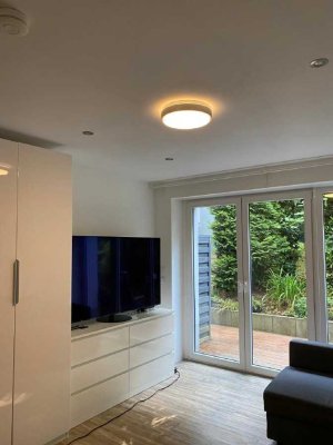 helles, ca. 26qm  Single-Appartement mit großer, eigener Terrasse im Kaiserstraßenviertel