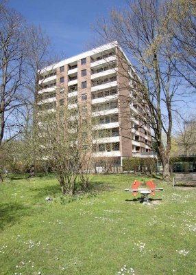 Provisionsfrei und Preis VB! 4,5 Zimmer Wohnung in Pfersee direkt an der Wertach