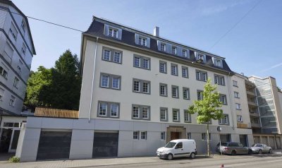 Geräumiges, vollst. renoviertes 36-Zimmer-Mehrfamilienhaus mit geh. Innenausstattung