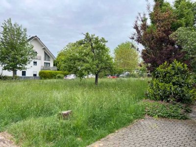 Gelegenheit: Großz. 6-Zi.-Maisonette-Whg. in ruhiger Feldrandlage mit Weitblick ins Grüne