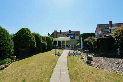 Familienfreundlich wohnen auf großem Grundstück in Reuschenberg