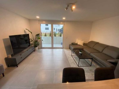 Stilvolle, neuwertige 1,5 Einliegerwohnung mit Terasse und Einbauküche in Reutlingen