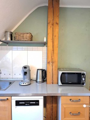 Stilvolle 4-Zimmer-Maisonette-Wohnung für Pärchen oder alleine AUF ZEIT!