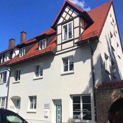 Schöne, geräumige 2 Zimmer Wohnung in Ulm, Mitte