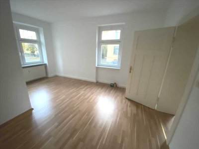 Weimar* Westvorstadt* großzügige 2 Zimmer-Whg* Duschbad