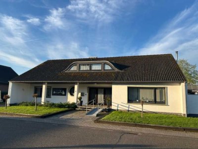 Provisionsfrei* Großzügiges Einfamilienhaus - provisionsfrei -