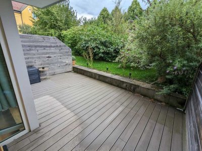 Sonnige 2-Zimmer EG mit Süd-Terrasse, EBK & TG