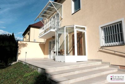 Grünruhelage! Geräumiges Haus mit Garten und Doppelgarage - 2 Wohneinheiten