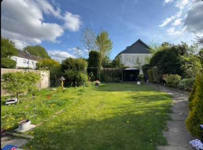 Mitbewohnerin gesucht | Haus mit Garten | Bad Segeberg