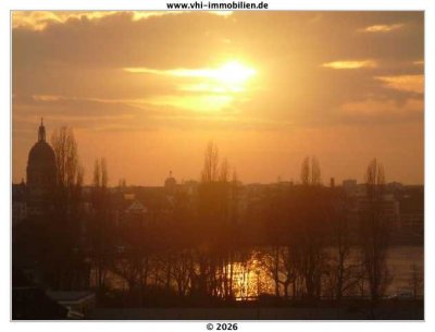 Super tolle 2- Zimmer Eigentumswohnung, zirka 65m² mit Flair und Rhein- Fernblick !!!