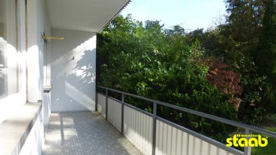 GEPFLEGTE 2-ZIMMERWOHNUNG MIT BALKON AN DER FASANERIE!