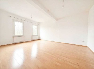 Renovierte 3-Zimmer-Altbauwohnung in Erlangen – ideal für WG-Vermietung