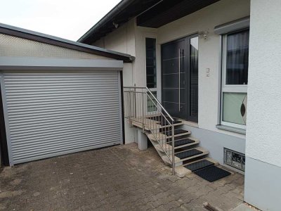 Elegantes Einfamilienhaus mit Garage in Morlautern