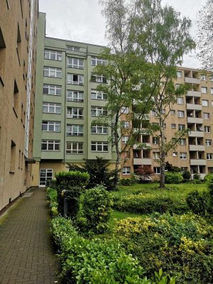 *Gut geschnittene Wohnung im 1. Obergeschoss*