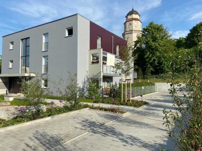 Moderne 2-Zimmer-Erdgeschosswohnung mit Terrasse          und Einbauküche in Freising