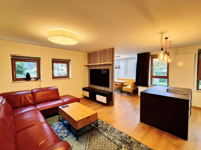 Gehobene 3,5-Zimmer Terrassenwohnung zwischen Golfplatz und See