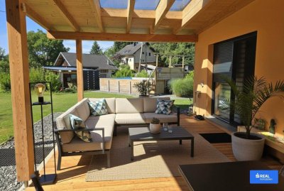 Ihr Traumhaus wartet - neuwertiger Bungalow mit Pool in Ruhelage