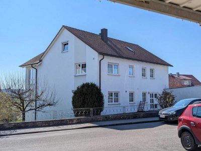 Interessante 4-Zimmer-Wohnung im EG eines ZFH in Feuchtwangen