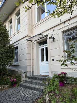Kernsanierte 4-Zimmer-Erdgeschosswohnung mit Terrasse in Bestlage von Wiesbaden-Nordost