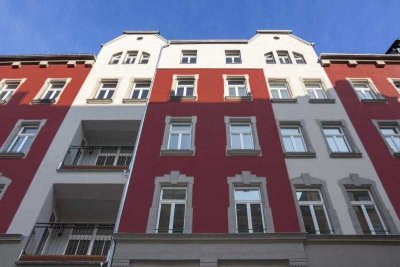 Sanierter Altbau mit Fußbodenheizung, Loggia und Parkett!